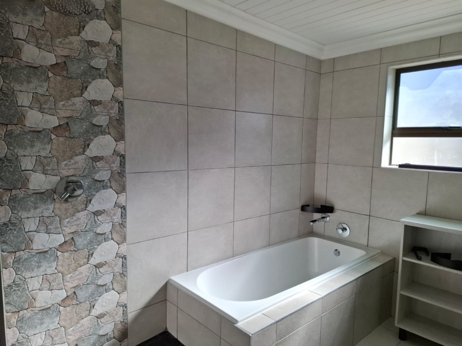 2 Bedroom Property for Sale in Helicon Heights Free State